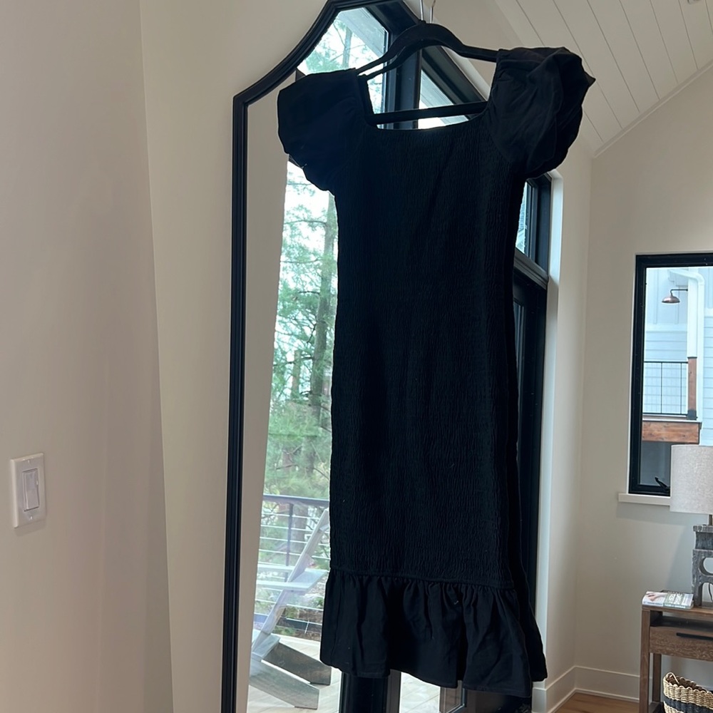 Black size small rouched dress